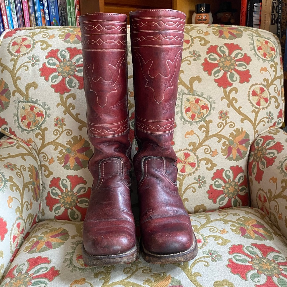 Red Leather Frye Campus Boots with intricate stitching,5.5
